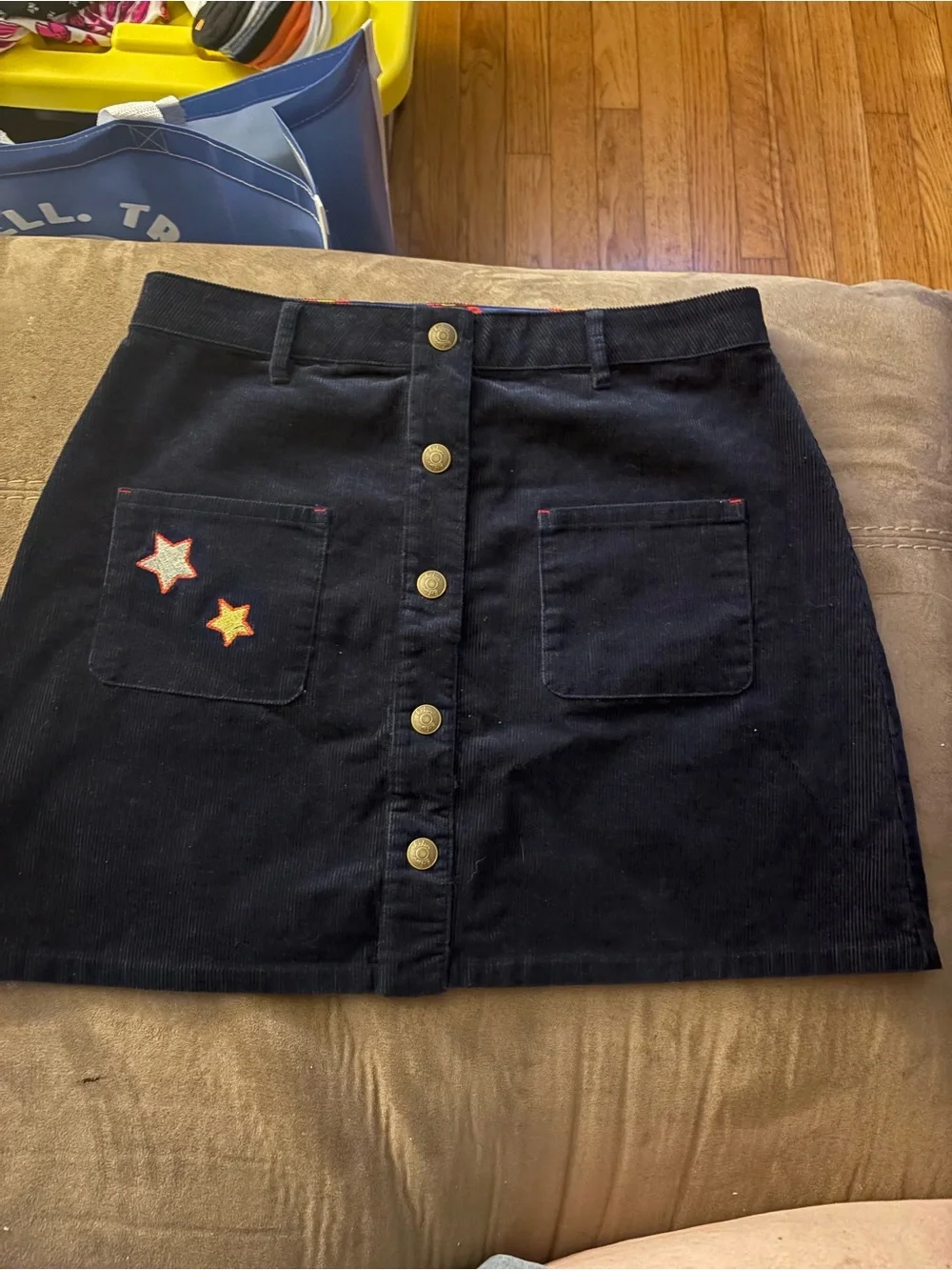 Mini Boden - Harry Potter - Corduroy Button-Front Skirt with Star Embroidery